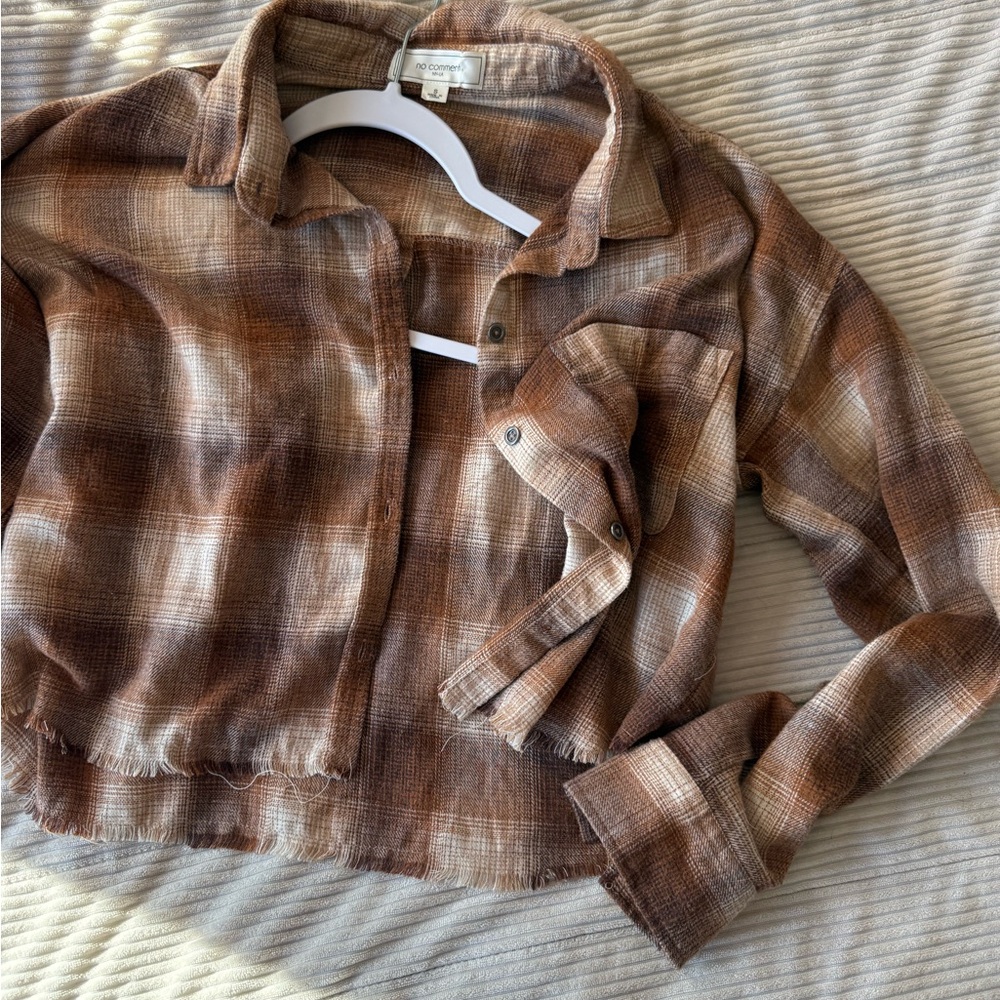 Casual Plaid Button Down Shirt in Brown